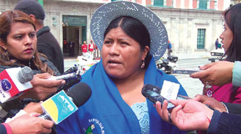 La dirigente Juanita Ancieta, de la Confederación de Mujeres Campesinas de Bolivia "Bartolina Sisa",