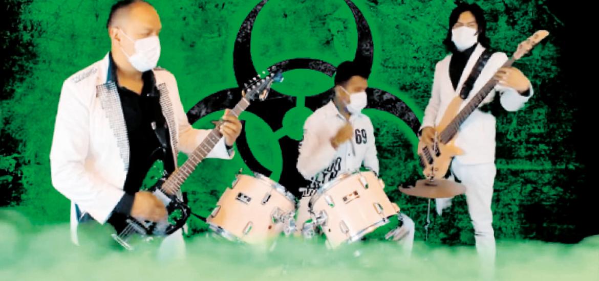 SAXOMAN A RITMO DE ROCK contra el coronavirus 