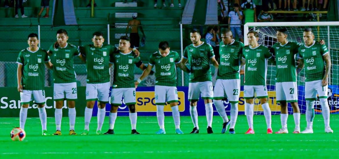 El equipo de Oriente Petrolero.